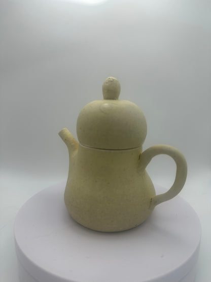 LI YA WEN (TEAPOT)