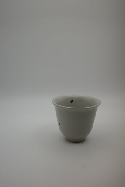 ZHANG GEMING ( TEA CUP 茶杯 ）L5.6CM*W5.6CM*H4.8CM