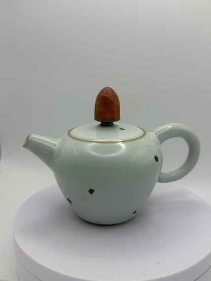 ZHANG GEMING (TEAPOT)
